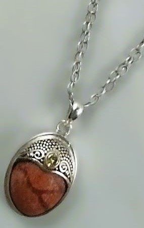 N213 Debra Saldivar - Necklace Freshwater Pearls, Bali Silver, Sponge Coral & Peridot