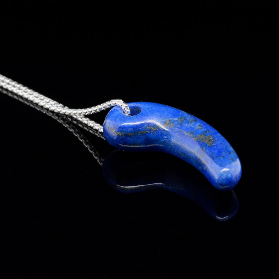 Jody Lyle - Lapis Claw Bead on a Rounded Box Chain, #3834