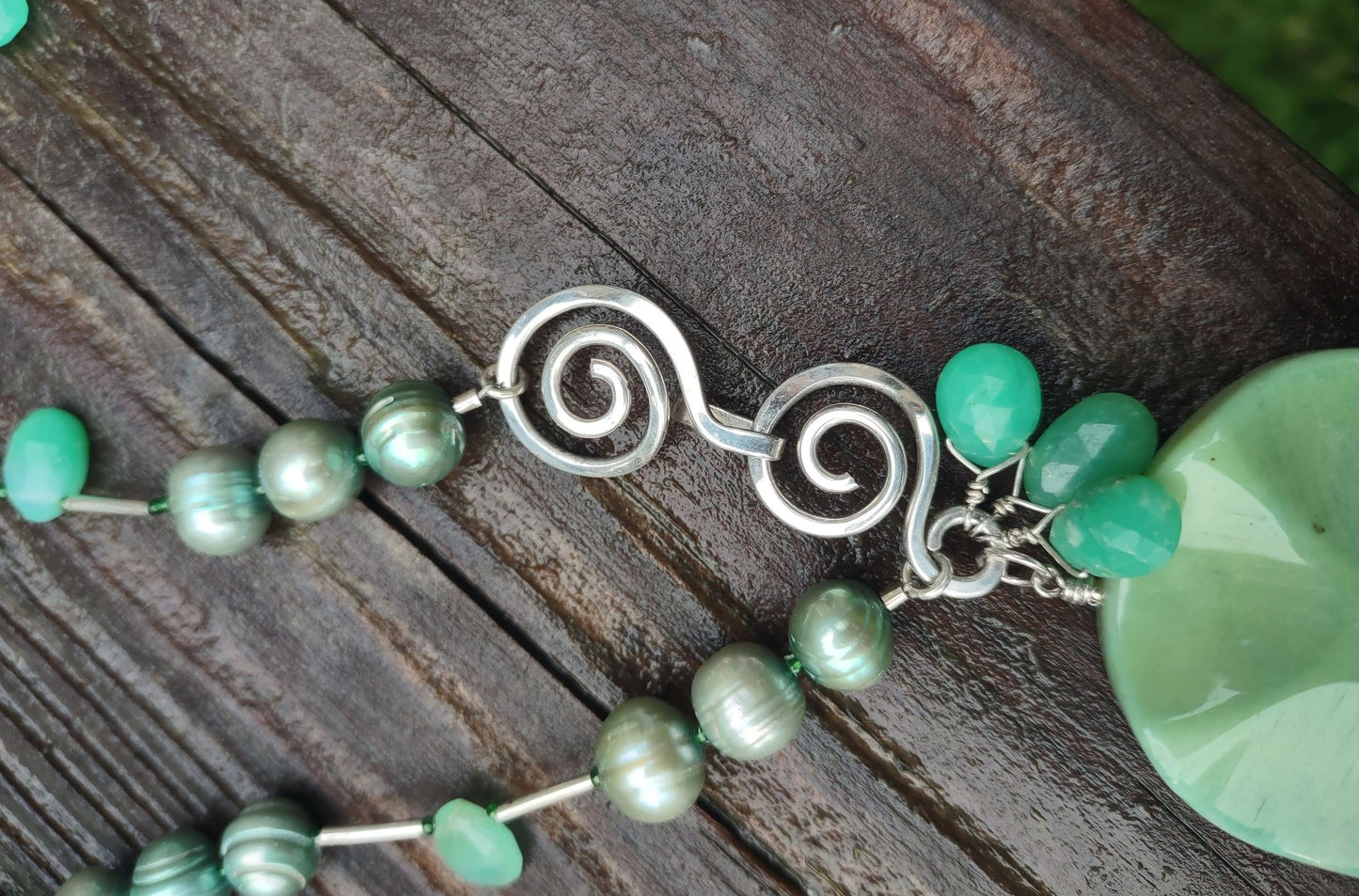 **NEW** N620 Debra Saldivar - Necklace, Freshwater Pearls, Faceted Chrysophase, Hand Tooled Sterling front closure, Green Howlite Center